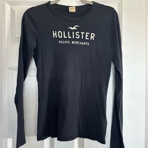 Hollister long sleeve t-shirt